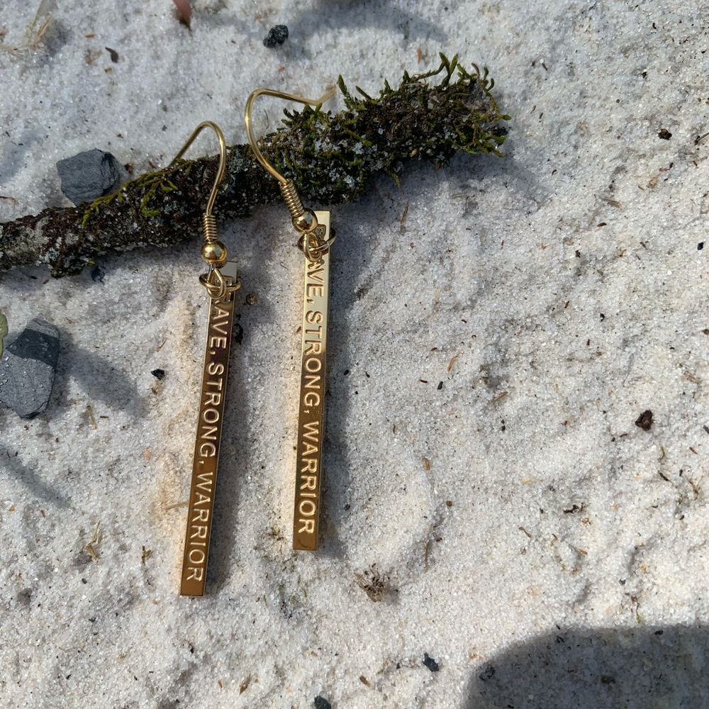 Non-tarnish, lead & nickel free, elegant & sophisticated inspiring earrings